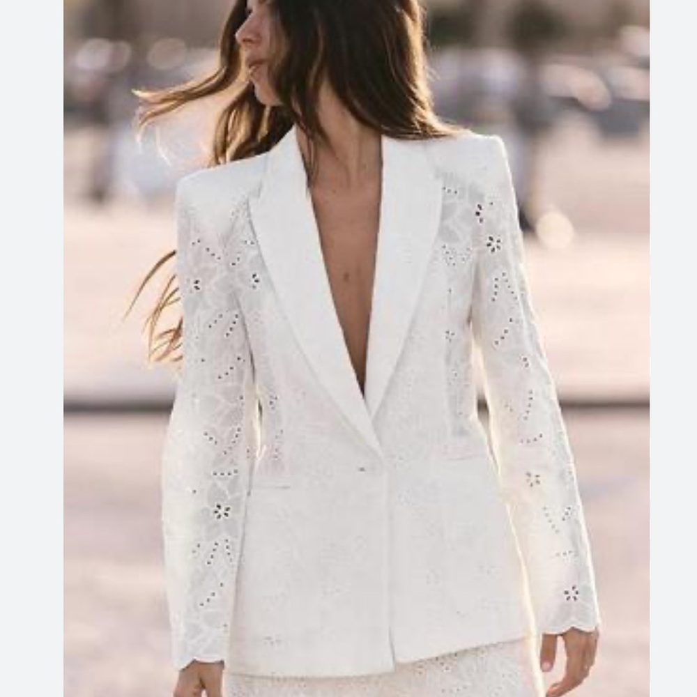 Zara NWT white lace blazer 2684/818